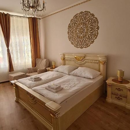 Hotel Union لوني المظهر الخارجي الصورة